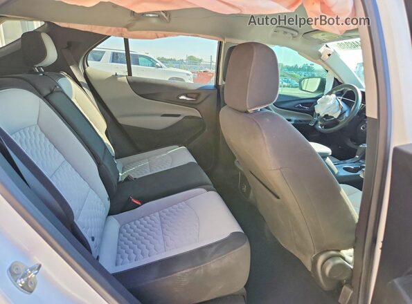 3GNAXSEV0MS153595 2021 CHEVROLET EQUINOX White Вид задньої частини салону