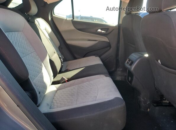 3GNAXSEV7JS553150 2018 CHEVROLET EQUINOX Silver Вид задньої частини салону