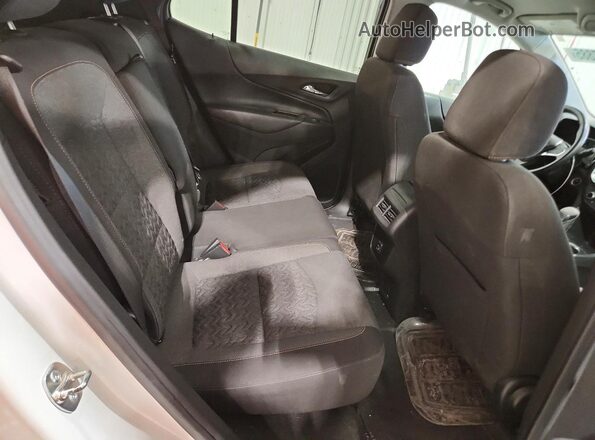 3GNAXUEG2RS149326 2024 CHEVROLET EQUINOX White Սալոնի հետևի տեսք