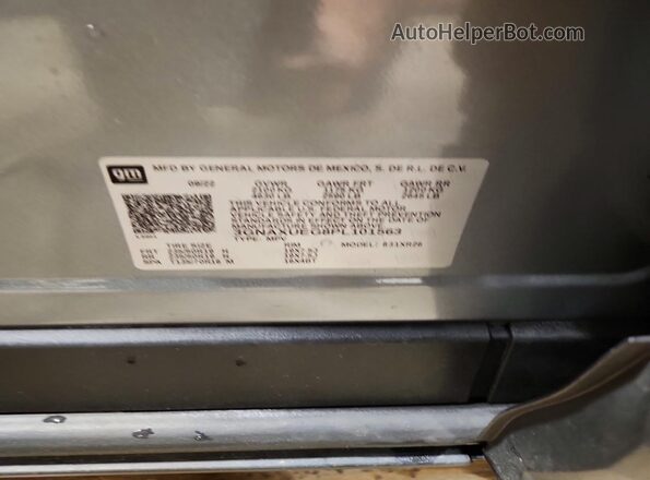 3GNAXUEG8PL101563 2023 CHEVROLET EQUINOX Gray Widok naklejki z numerem VIN