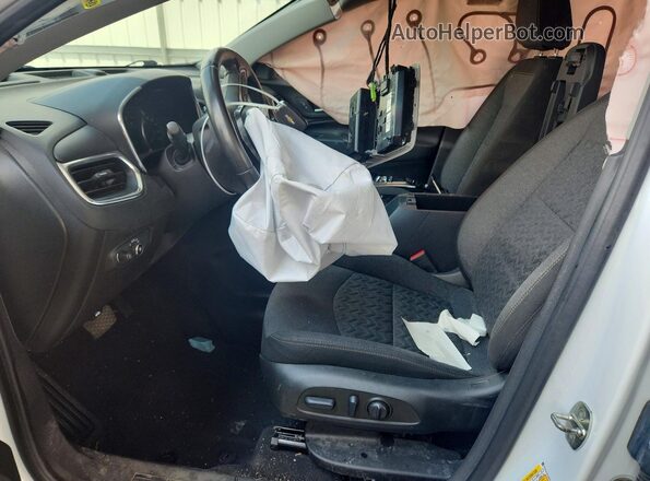 3GNAXUEV3NS113735 2022 CHEVROLET EQUINOX Белый Вид салона спереди