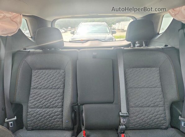 3GNAXUEV4ML379807 2021 CHEVROLET EQUINOX Black Widok tylnych siedzeń