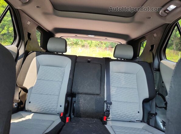 3GNAXWEU0KL152534 2019 CHEVROLET EQUINOX Gray Widok tylnych siedzeń