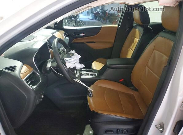 3GNAXXEV0LS508308 2020 CHEVROLET EQUINOX Белый Вид салона спереди