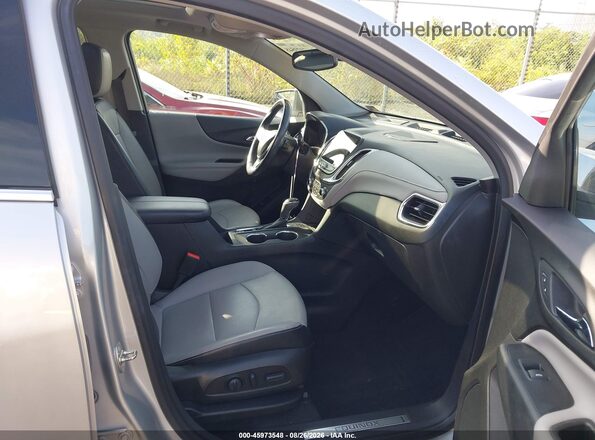 3GNAXYEX6LS530319 2020 CHEVROLET EQUINOX Silver Widok wnętrza z przodu