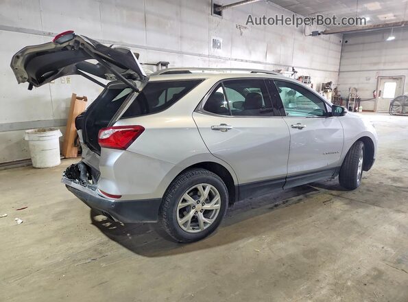 3GNAXYEX8LS610513 2020 CHEVROLET EQUINOX Silver Rear right