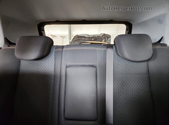 3GNCJKSB5LL322765 2020 CHEVROLET TRAX Черный Вид задних сидений