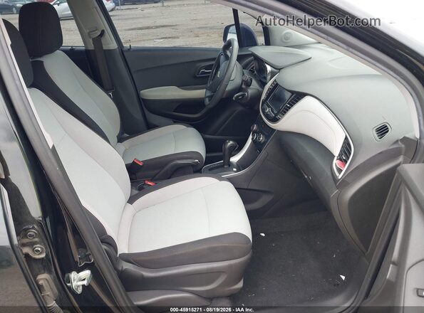 3GNCJKSB7LL229813 2020 CHEVROLET TRAX Black Front interior view