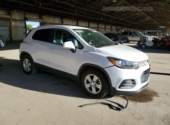 3GNCJKSB8LL172392 2020 CHEVROLET TRAX White Front right