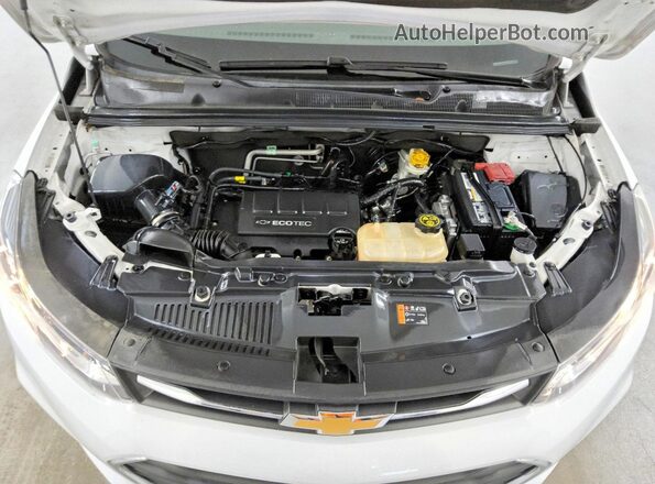 3GNCJKSBXLL186004 2020 CHEVROLET TRAX White ძრავის განყოფილების ხედი
