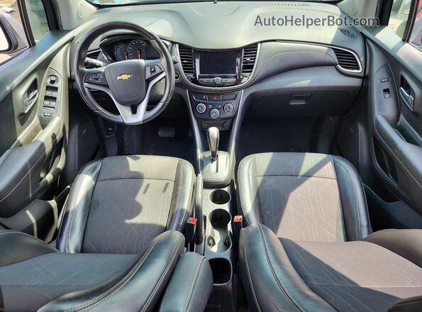 3GNCJLSB0LL311114 2020 CHEVROLET TRAX Gray Widok deski rozdzielczej