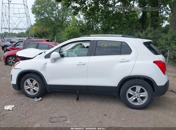3GNCJLSB1GL280204 2016 CHEVROLET TRAX White Rear interior view