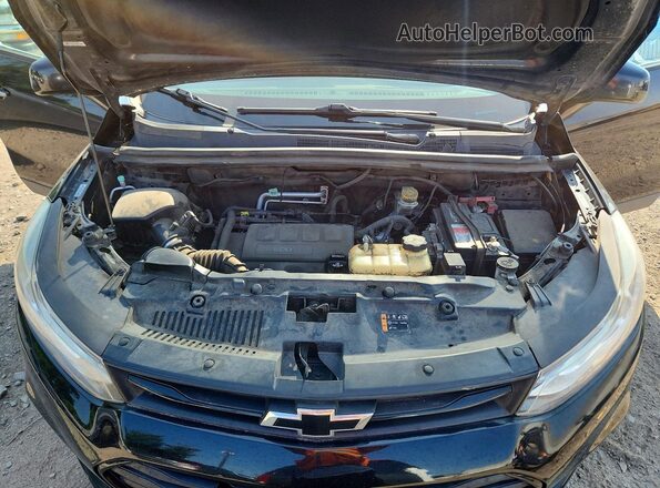 3GNCJLSB1JL215697 2018 CHEVROLET TRAX Black Engine compartment view