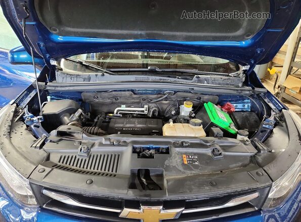 3GNCJLSB2LL138440 2020 CHEVROLET TRAX Blue Engine compartment view