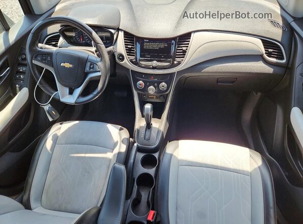 3GNCJLSB3KL254731 2019 CHEVROLET TRAX Black Вид панелі приладів