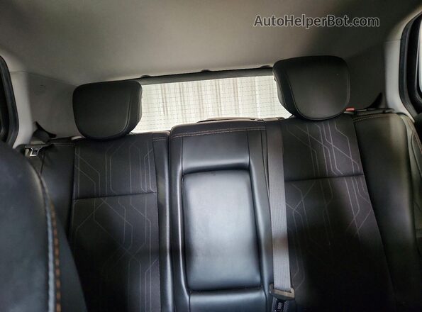 3GNCJLSB5KL333012 2019 CHEVROLET TRAX Black Widok tylnych siedzeń