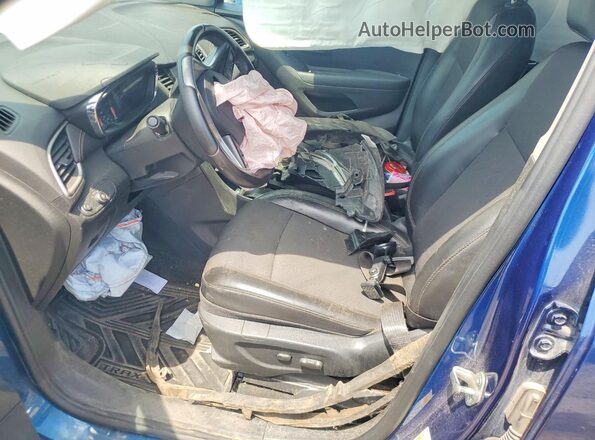 3GNCJLSB6LL323638 2020 CHEVROLET TRAX Blue Սալոնի դիմացի տեսք