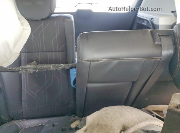 3GNCJLSB6LL323638 2020 CHEVROLET TRAX Blue Հետևի նստատեղերի տեսք