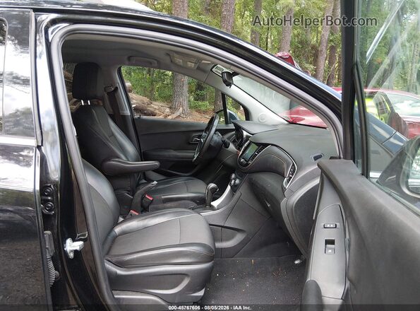 3GNCJLSB7HL206898 2017 CHEVROLET TRAX Черный Вид салона спереди