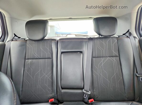 3GNCJLSB7JL222721 2018 CHEVROLET TRAX Black Հետևի նստատեղերի տեսք