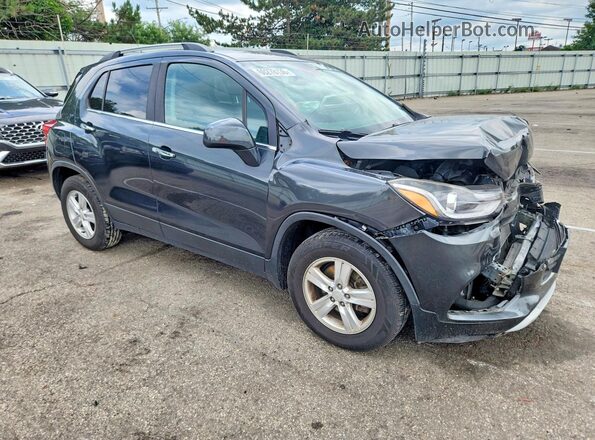 3GNCJLSB7JL267626 2018 CHEVROLET TRAX Gray Delantero derecho