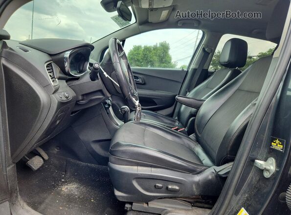 3GNCJLSB7JL267626 2018 CHEVROLET TRAX Gray Vista interior delantera