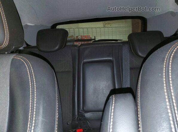 3GNCJLSB7JL336959 2018 CHEVROLET TRAX Red უკანა სავარძლების ხედი