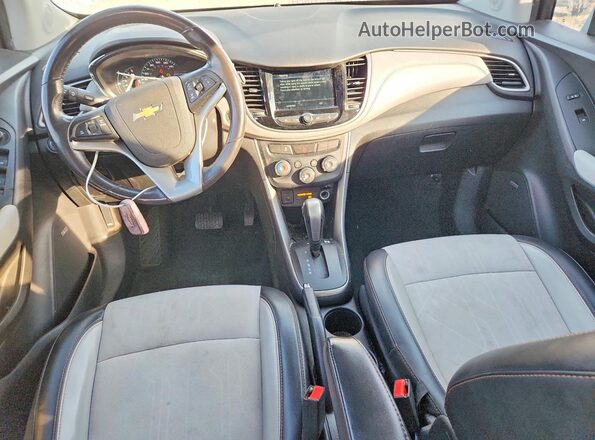 3GNCJLSB7KL205533 2019 CHEVROLET TRAX Silver Առջևի վահանակի տեսք