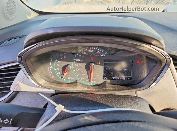 3GNCJLSB7KL205533 2019 CHEVROLET TRAX Silver Սարքավորումների վահանակի տեսք