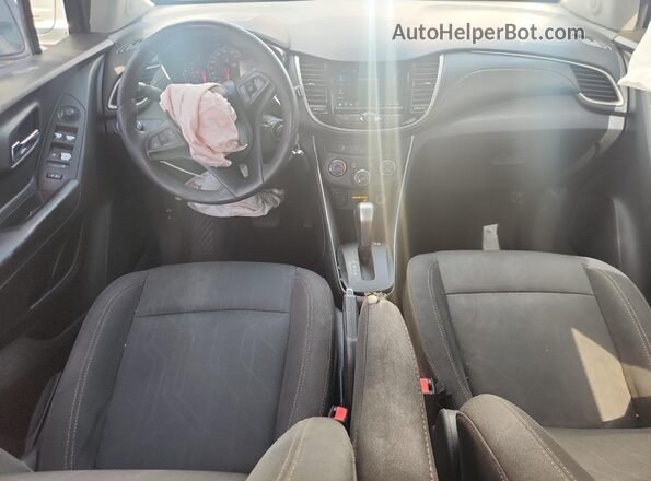 3GNCJLSB8JL338445 2018 CHEVROLET TRAX Brown Dashboard view