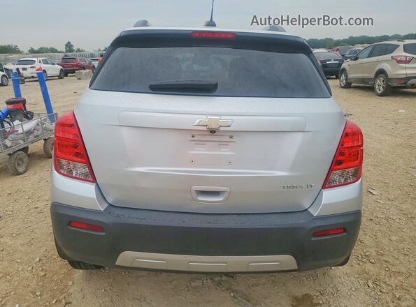 3GNCJLSBXGL267936 2016 CHEVROLET TRAX Silver Widok z tyłu