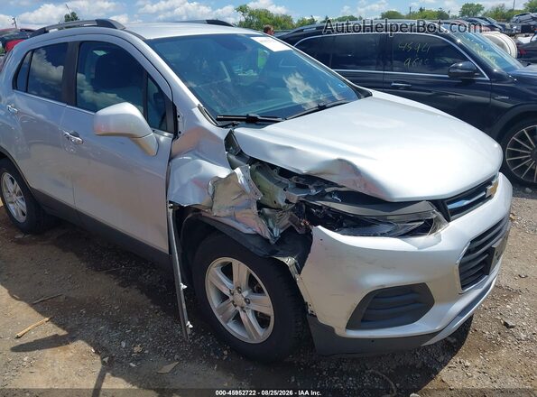 3GNCJLSBXLL282947 2020 CHEVROLET TRAX Silver Դիմացի տեսք