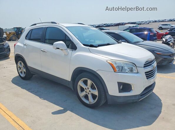 3GNCJMSB2GL204738 2016 CHEVROLET TRAX White Delantero derecho
