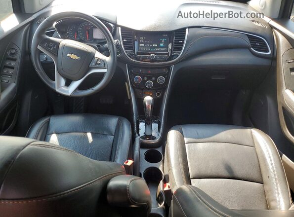 3GNCJMSB9HL219769 2017 CHEVROLET TRAX Gray Widok deski rozdzielczej