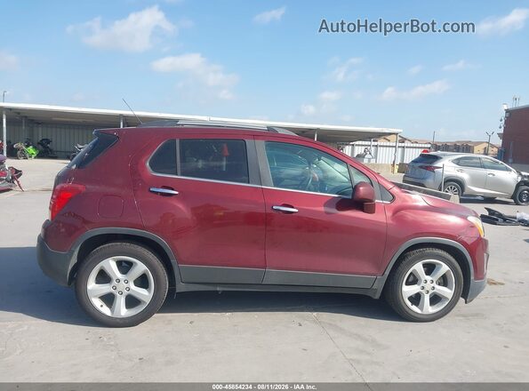 3GNCJMSBXGL265352 2016 CHEVROLET TRAX Бордовый Вид задней части салона