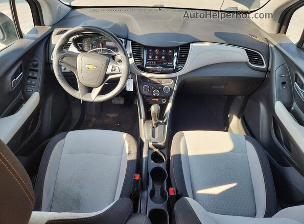 3GNCJNSB9LL183175 2020 CHEVROLET TRAX Черный Вид панели приборов