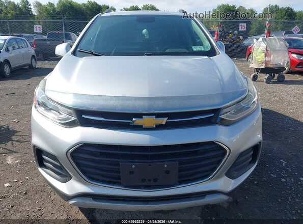3GNCJPSB0JL233499 2018 CHEVROLET TRAX Silver Вид щитка приладів