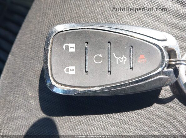 3GNCJPSB0JL233499 2018 CHEVROLET TRAX Silver Вид панелі приладів