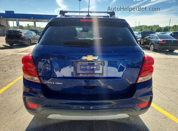 3GNCJPSB4HL152872 2017 CHEVROLET TRAX Синий Вид сзади