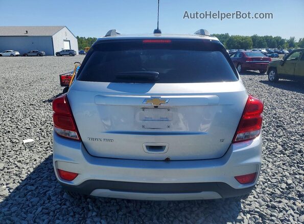 3GNCJPSB4KL385366 2019 CHEVROLET TRAX Silver Rear view