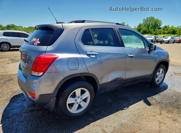 3GNCJPSB5LL301492 2020 CHEVROLET TRAX Gray Trasero derecho