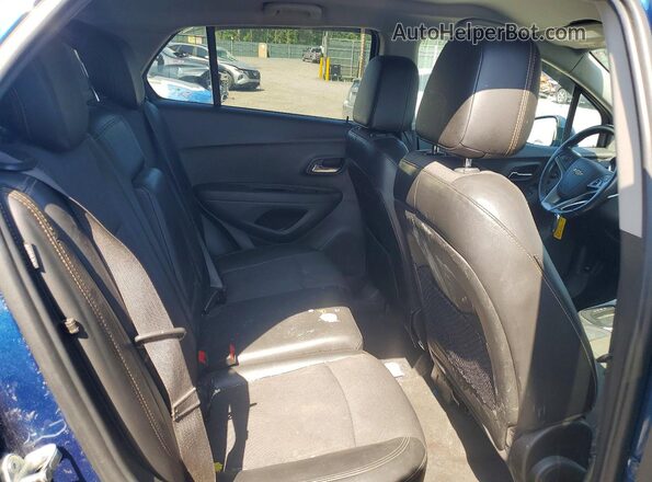 3GNCJPSB6LL112429 2020 CHEVROLET TRAX Blue Rear interior view