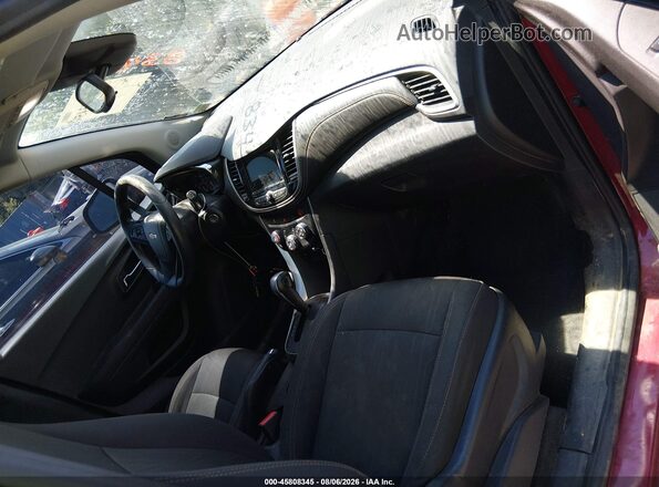 3GNCJPSB7JL378264 2018 CHEVROLET TRAX Бордовый Вид салона спереди