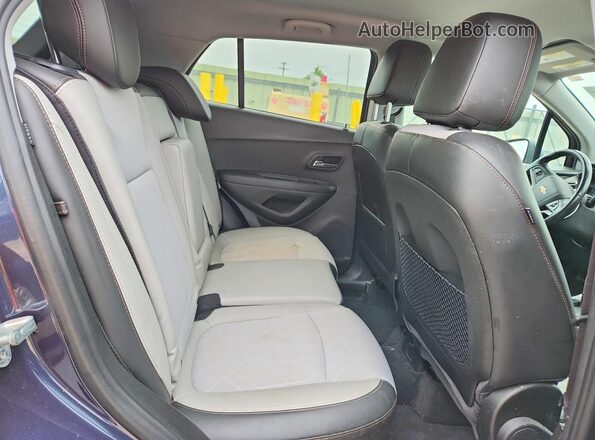 3GNCJPSB8KL144846 2019 CHEVROLET TRAX Blue Widok tylnych siedzeń