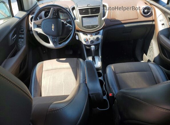 3GNCJPSB9GL170959 2016 CHEVROLET TRAX Silver წინა პანელის ხედი