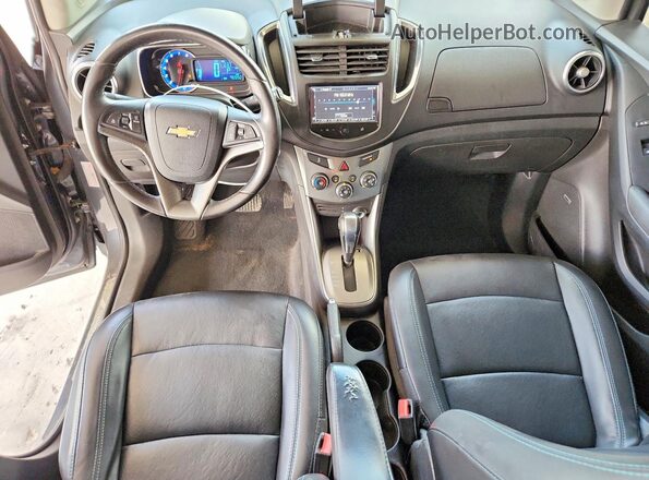 3GNCJRSBXGL164471 2016 CHEVROLET TRAX Gray Widok deski rozdzielczej