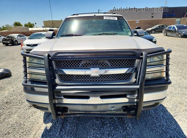 3GNEC12Z45G172783 2005 CHEVROLET AVALANCHE Silver Вид спереду