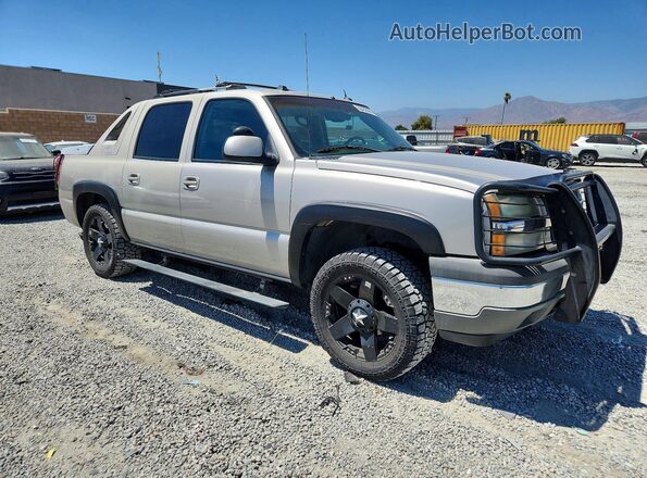 3GNEC12Z45G172783 2005 CHEVROLET AVALANCHE Silver Передня права чверть