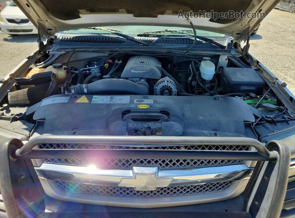 3GNEC12Z45G172783 2005 CHEVROLET AVALANCHE Silver Вид задньої частини салону