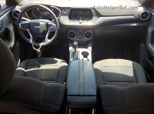3GNKBBRA0LS596127 2020 CHEVROLET BLAZER Red Vista del salpicadero